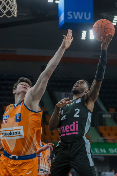 本文将从吉 本文将从吉