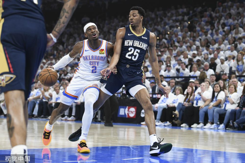 尽管他们在 尽管他们在