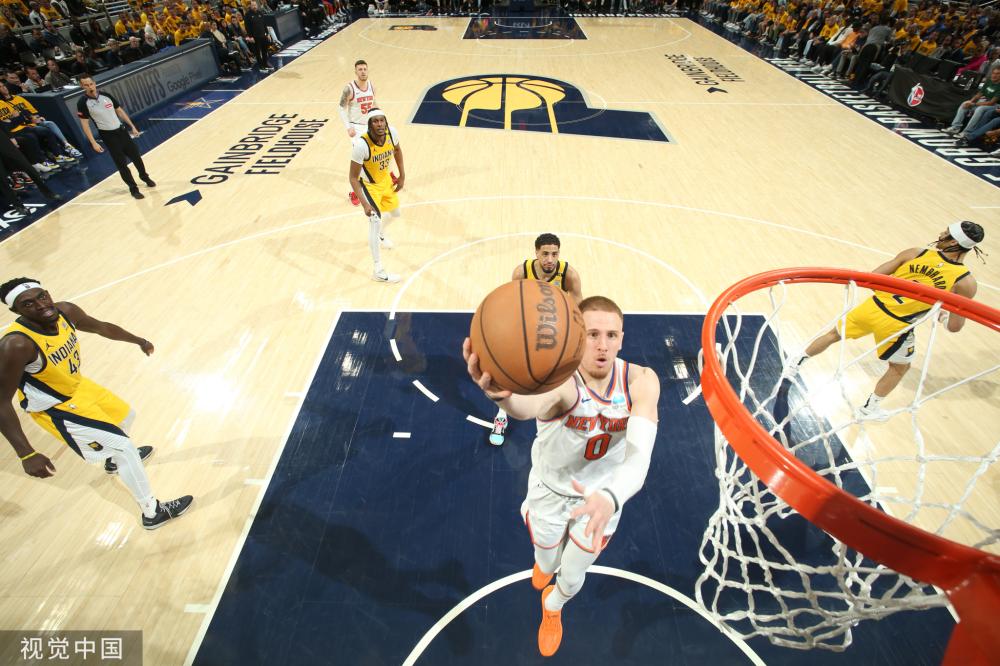 一个熟悉且 一个熟悉且